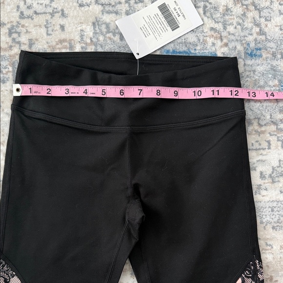 Black and Pink Lace Leggings - Picture 7 of 7